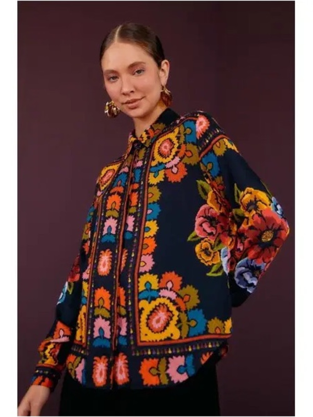 FARM Rio Black Floral Button-Down Shirt with Multicolor Blooms - Picture 2 of 3
